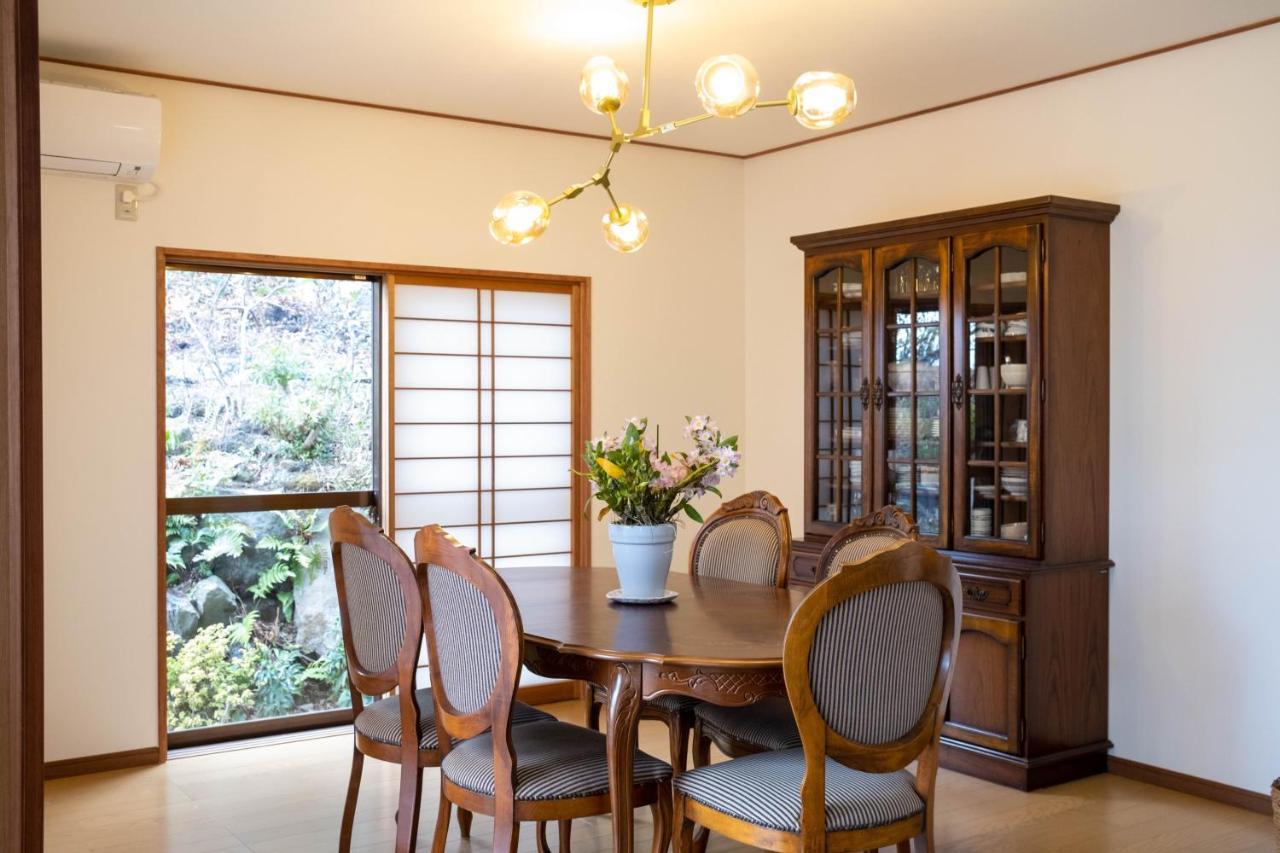 Ferienhaus 伊豆高原 温泉付別荘 Isana Mountain *