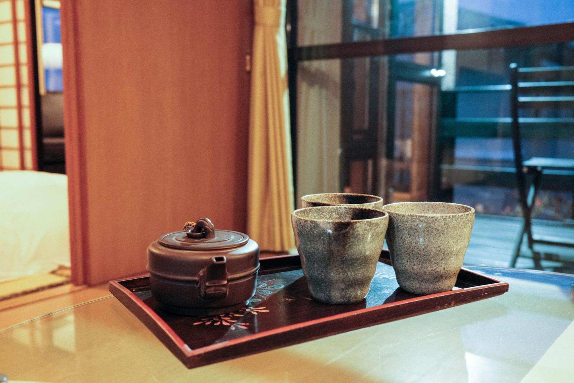 伊豆高原 温泉付別荘 Isana Mountain Ferienhaus *